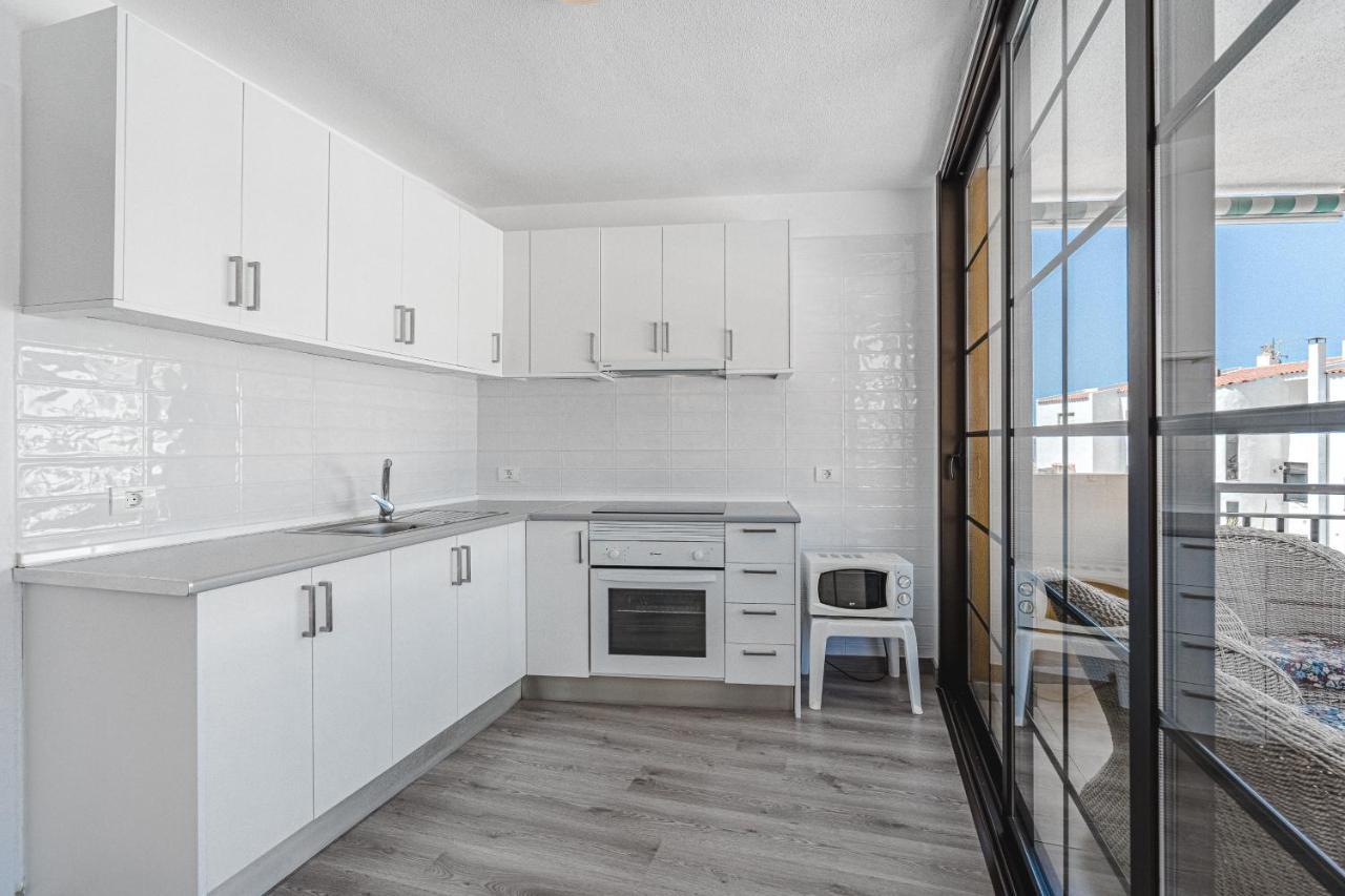 Family Apartment With 3 Bedrooms And Balcony Near Los Gigantes And Ocean Puerto de Santiago  Dış mekan fotoğraf
